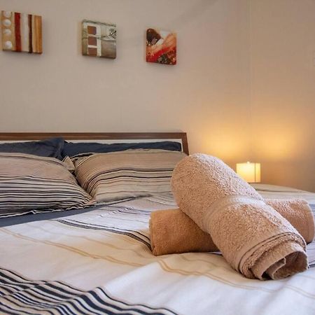 Modern Apt In The Heart Of Maltese Nightlife Saint Julian's Екстер'єр фото