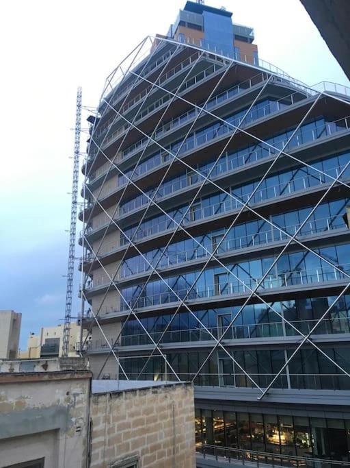 Modern Apt In The Heart Of Maltese Nightlife Saint Julian's Екстер'єр фото